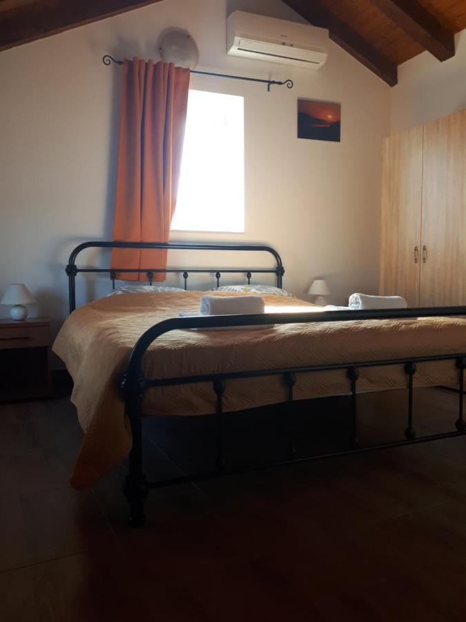 Guest House Provista Veli Iz Exterior photo